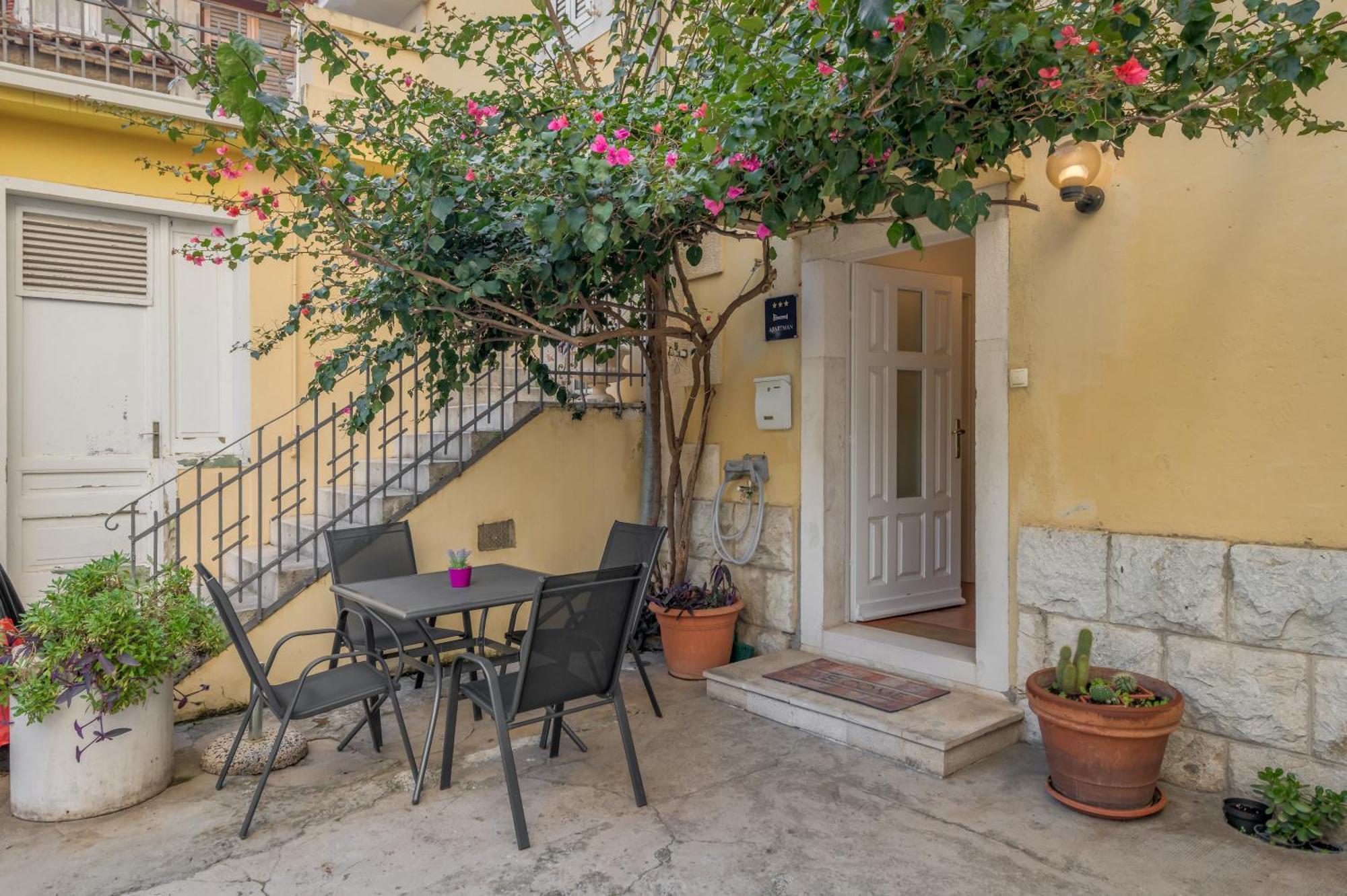 Victoria Luxury Rooms - Split Downtown Eksteriør billede