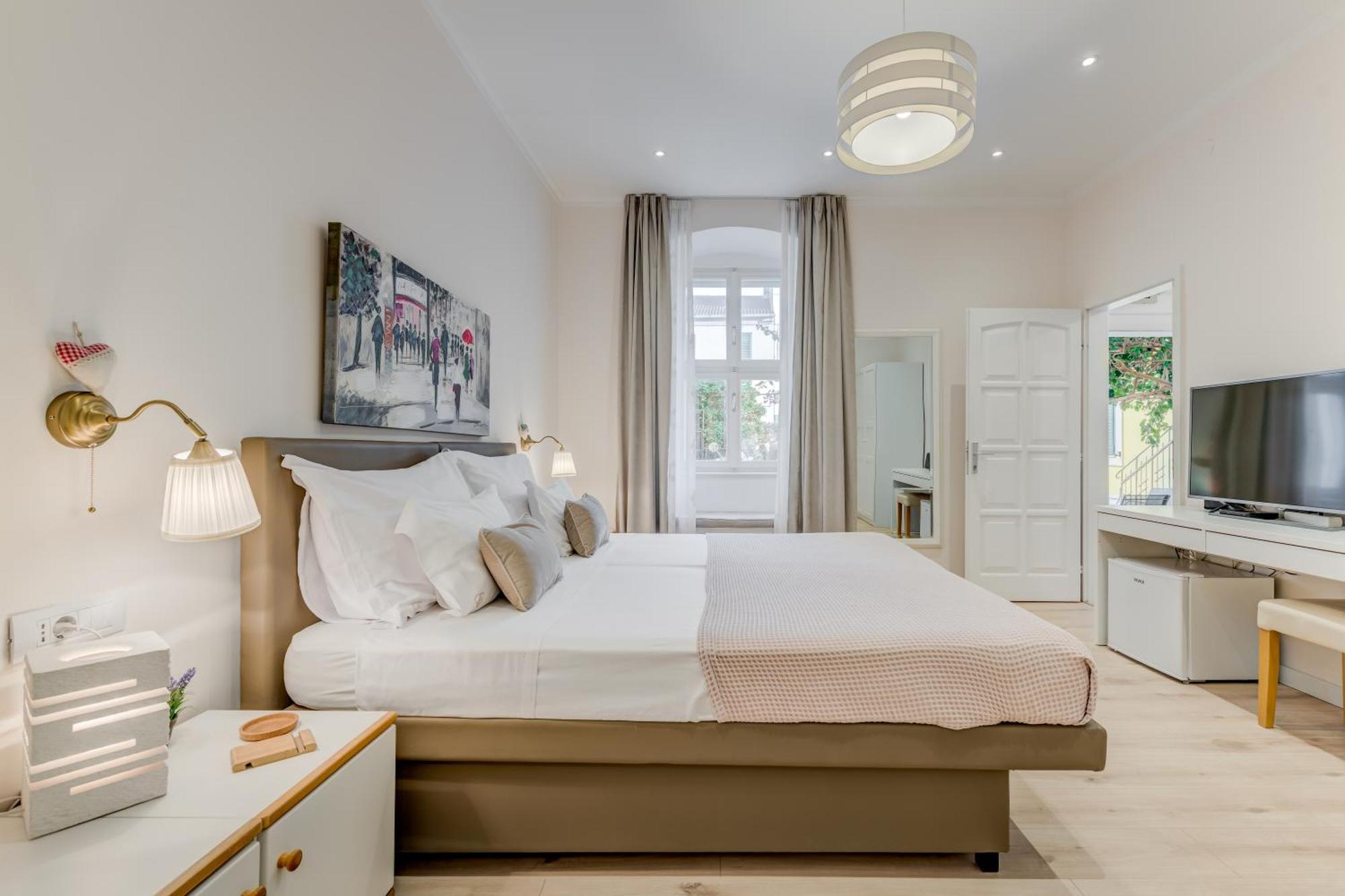Victoria Luxury Rooms - Split Downtown Eksteriør billede